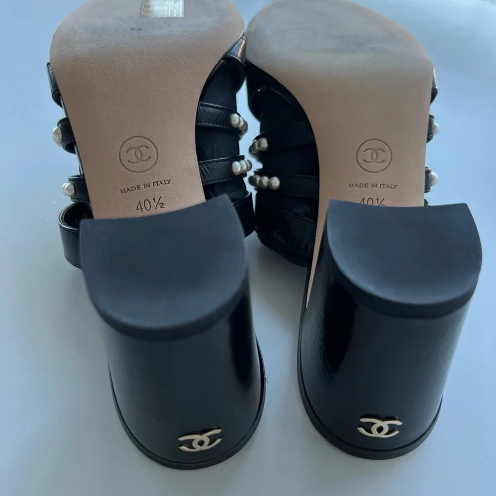 CHANEL Black Pearl-Embellished Strappy Block Heel Sandals